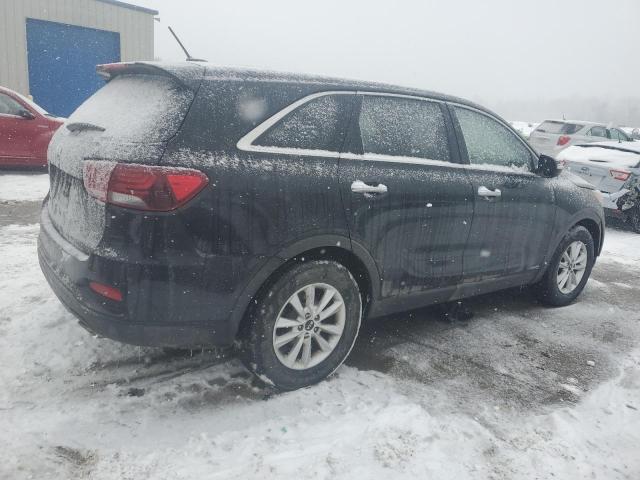 5XYPGDA56KG560789 - 2019 KIA SORENTO LX WHITE photo 3