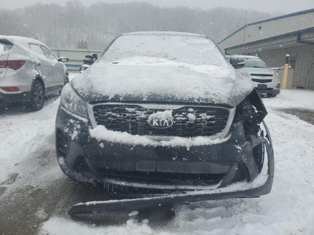 5XYPGDA56KG560789 - 2019 KIA SORENTO LX WHITE photo 5