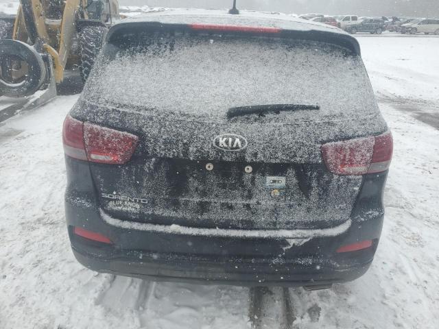 5XYPGDA56KG560789 - 2019 KIA SORENTO LX WHITE photo 6