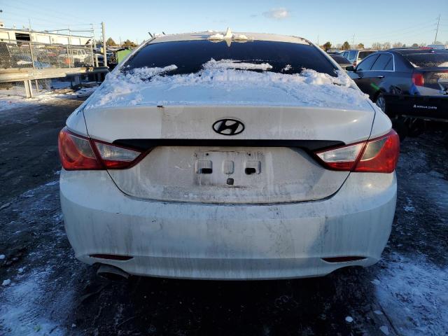 5NPEC4AC2BH150839 - 2011 HYUNDAI SONATA SE WHITE photo 6