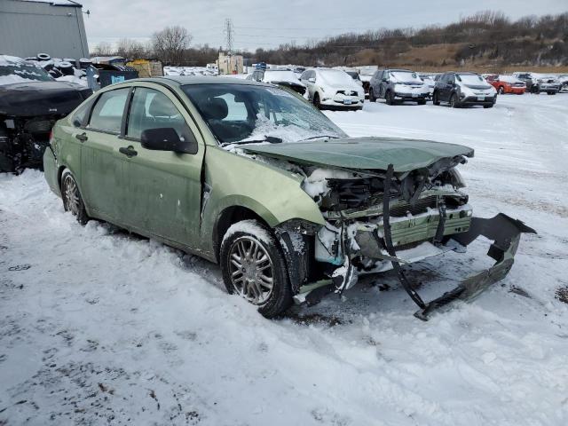 1FAHP35N58W251633 - 2008 FORD FOCUS SE GREEN photo 4