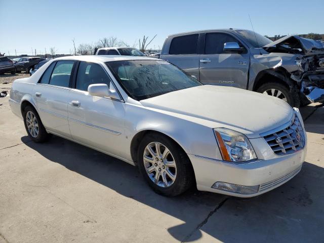 1G6KD57Y59U119290 - 2009 CADILLAC DTS CREAM photo 4