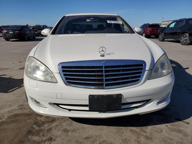 WDDNG71X17A055640 - 2007 MERCEDES-BENZ S 550 WHITE photo 5