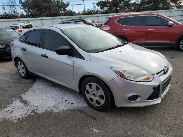 1FADP3E27EL302115 - 2014 FORD FOCUS S SILVER photo 4