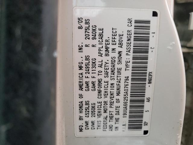 19UUA66255A076794 - 2005 ACURA TL WHITE photo 12