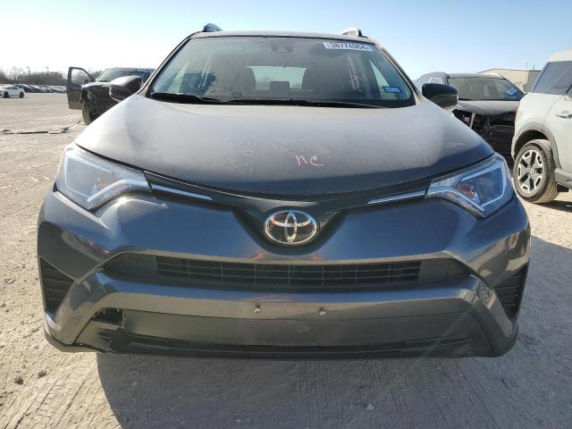 JTMZFREV8JJ731785 - 2018 TOYOTA RAV4 LE GRAY photo 5