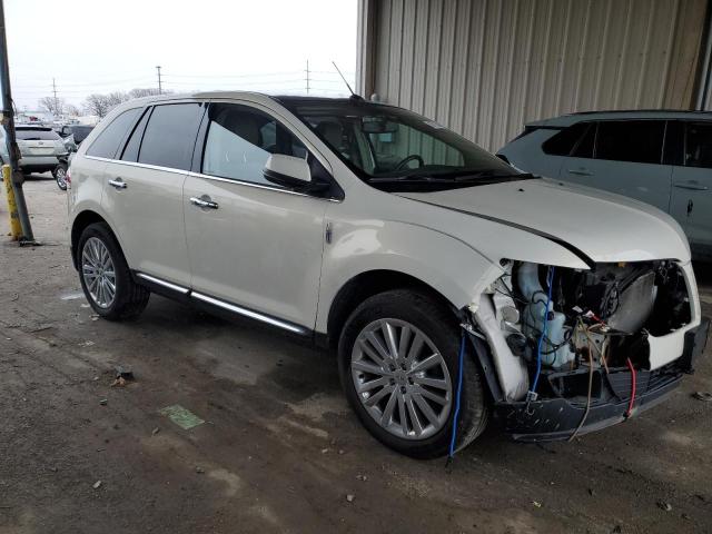 2LMDJ6JK8DBL30846 - 2013 LINCOLN MKX WHITE photo 4