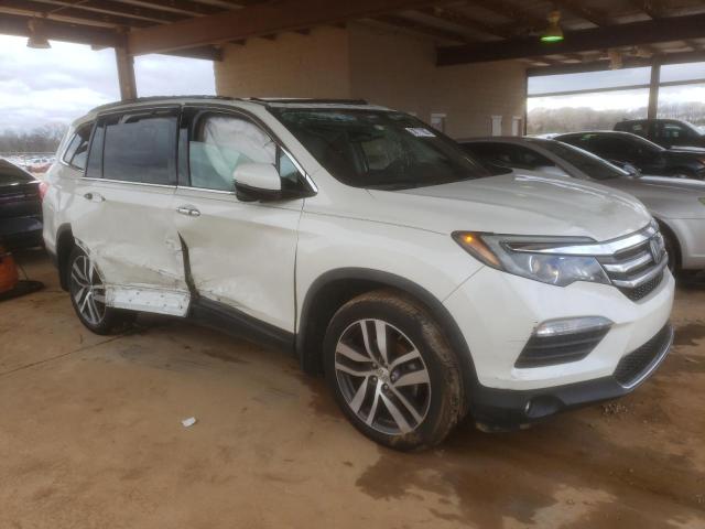 5FNYF5H96HB032370 - 2017 HONDA PILOT TOURING WHITE photo 4