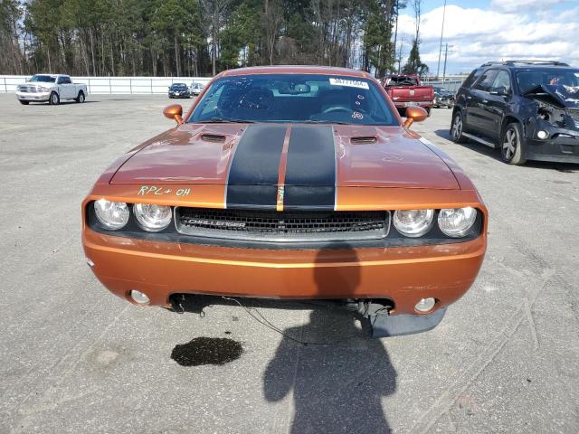 2B3CJ4DG8BH542844 - 2011 DODGE CHALLENGER ORANGE photo 5