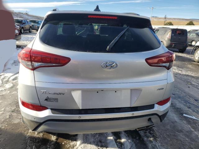 KM8J3CA22JU676601 - 2018 HYUNDAI TUCSON VALUE SILVER photo 6