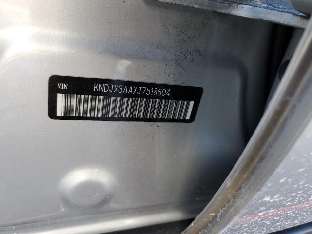 KNDJX3AAXJ7518604 - 2018 KIA SOUL ! SILVER photo 13