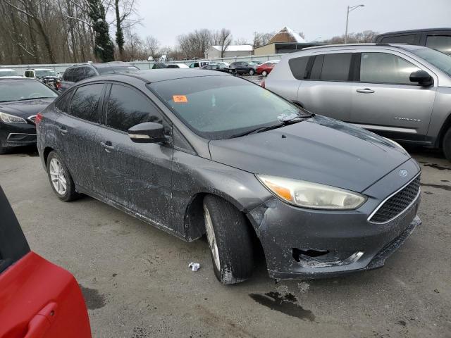 1FADP3F23GL340927 - 2016 FORD FOCUS SE GRAY photo 4