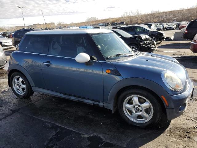 WMWMF33519TU75982 - 2009 MINI COOPER BLUE photo 4