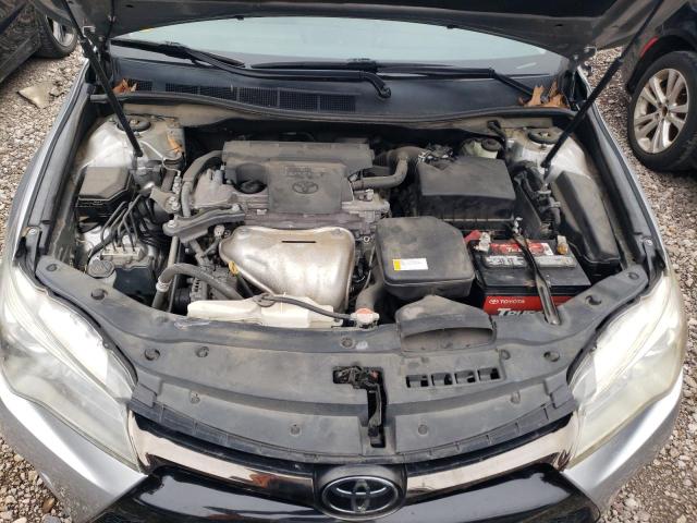 4T1BF1FK0GU577938 - 2016 TOYOTA CAMRY XSE LE SILVER photo 11