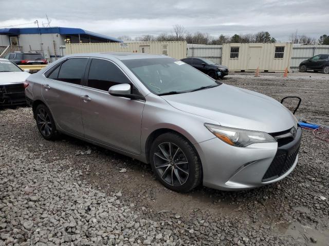 4T1BF1FK0GU577938 - 2016 TOYOTA CAMRY XSE LE SILVER photo 4