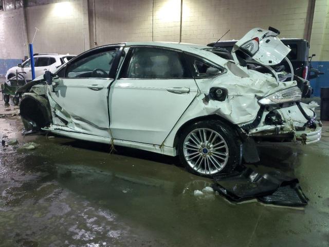 3FA6P0HD7FR233417 - 2015 FORD FUSION SE WHITE photo 2