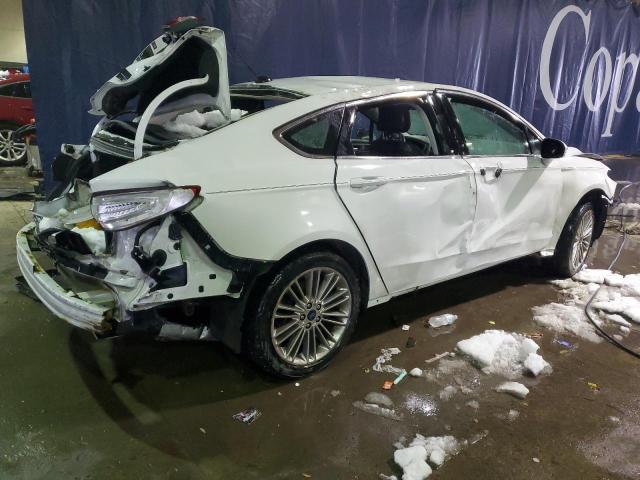 3FA6P0HD7FR233417 - 2015 FORD FUSION SE WHITE photo 3