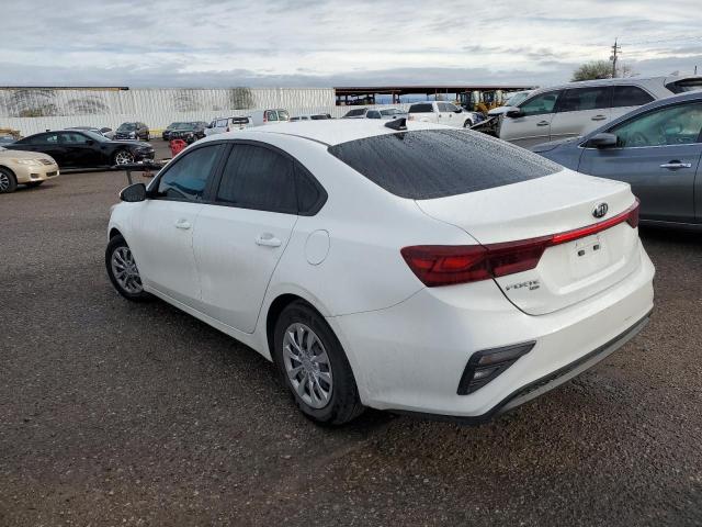 3KPF24AD7ME275228 - 2021 KIA FORTE FE WHITE photo 2