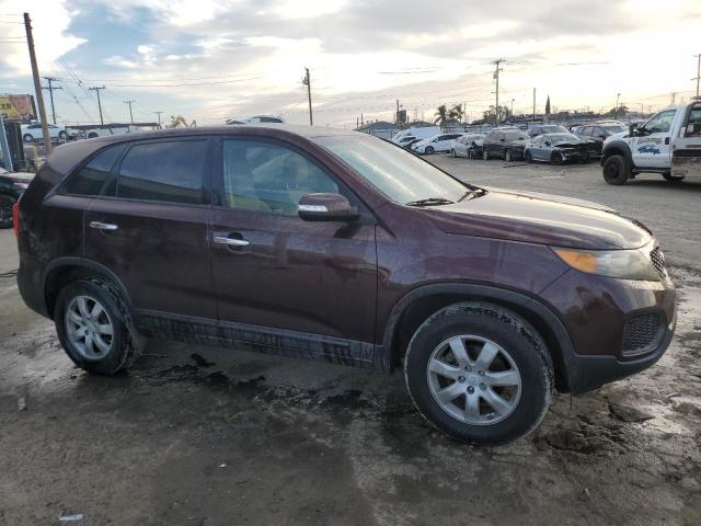 5XYKT3A11BG036480 - 2011 KIA SORENTO BASE BURGUNDY photo 4