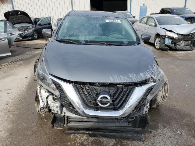 5N1AZ2MG6JN145668 - 2018 NISSAN MURANO S GRAY photo 5