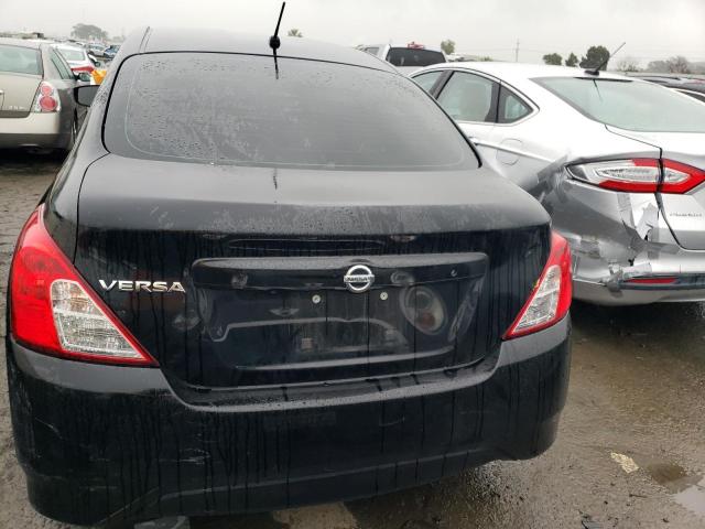 3N1CN7AP0KL826701 - 2019 NISSAN VERSA S BLACK photo 6