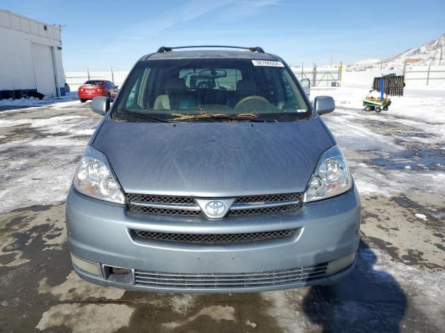 5TDZA22C24S096692 - 2004 TOYOTA SIENNA XLE BLUE photo 5