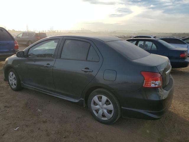 JTDBT923271022968 - 2007 TOYOTA YARIS GRAY photo 2