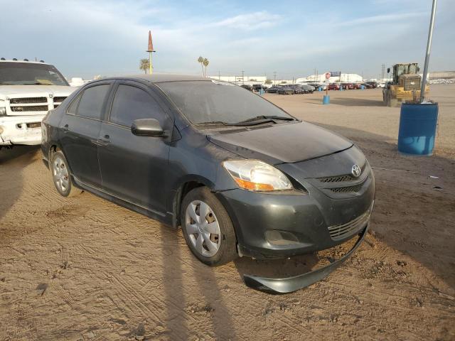 JTDBT923271022968 - 2007 TOYOTA YARIS GRAY photo 4