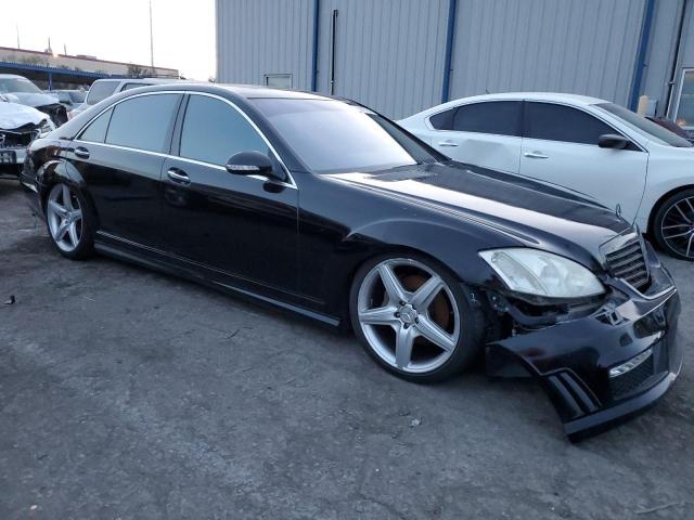 WDDNG71X08A226539 - 2008 MERCEDES-BENZ S 550 BLACK photo 4