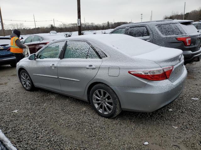 4T1BF1FK5FU966752 - 2015 TOYOTA CAMRY LE SILVER photo 2