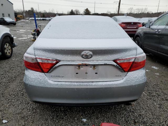 4T1BF1FK5FU966752 - 2015 TOYOTA CAMRY LE SILVER photo 6