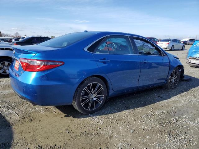 4T1BF1FKXGU529315 - 2016 TOYOTA CAMRY LE BLUE photo 3