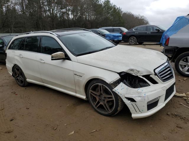 WDDHH7EBXDA677755 - 2013 MERCEDES-BENZ E 63 AMG WHITE photo 4