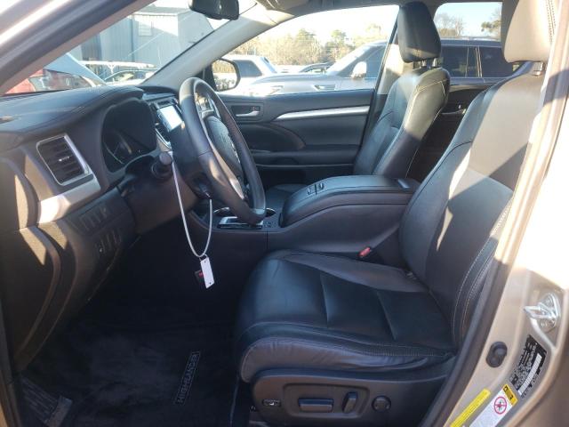 5TDKKRFH9FS119935 - 2015 TOYOTA HIGHLANDER XLE SILVER photo 7