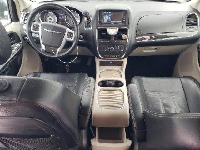 2C4RC1CG8DR810596 - 2013 CHRYSLER TOWN & COU TOURING L SILVER photo 8