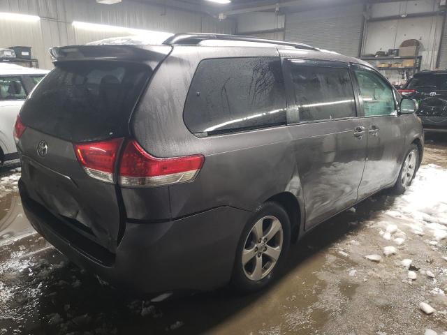 5TDKK3DC4DS358987 - 2013 TOYOTA SIENNA LE GRAY photo 3