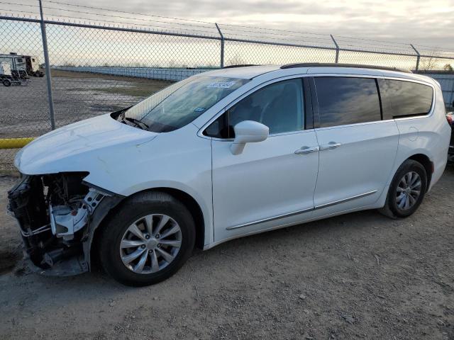 2017 CHRYSLER PACIFICA TOURING L, 