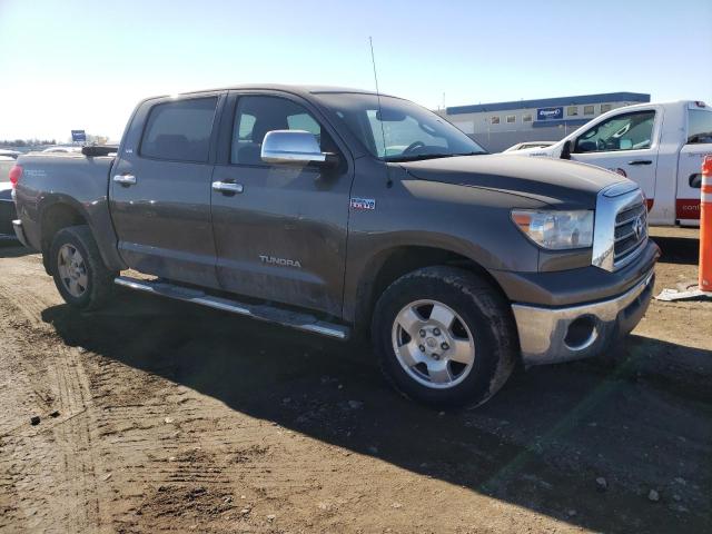 5TFDV54188X061182 - 2008 TOYOTA TUNDRA CREWMAX BROWN photo 4