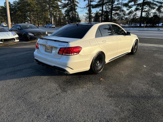 WDDHF9CBXEA837641 - 2014 MERCEDES-BENZ E 63 AMG WHITE photo 4