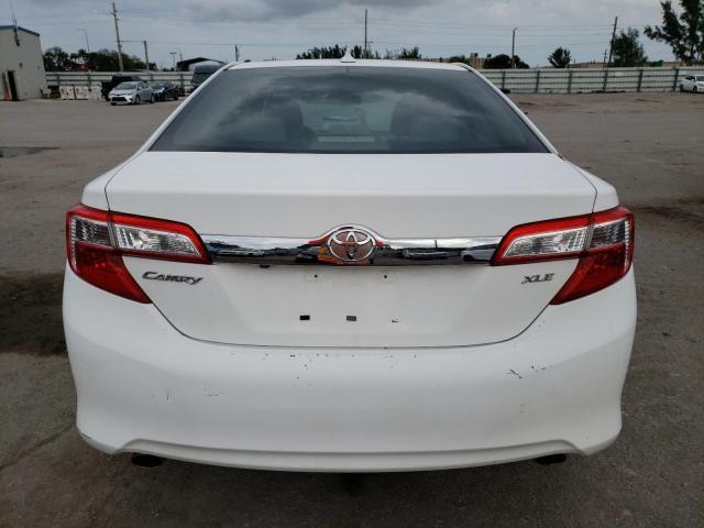 4T1BK1FK0CU523870 - 2012 TOYOTA CAMRY SE WHITE photo 6