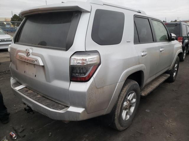 JTEBU5JRXJ5564326 - 2018 TOYOTA 4RUNNER SR5/SR5 PREMIUM ვერცხლისფერი ფოტო 4