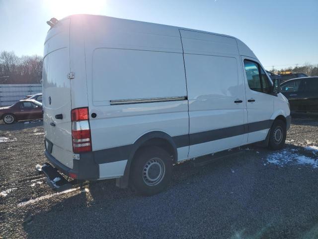 WD3PE7CD4JP632378 - 2018 MERCEDES-BENZ SPRINTER 2500 WHITE photo 3