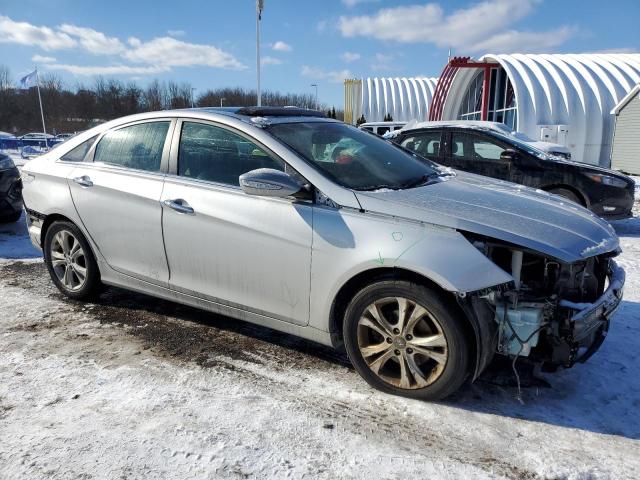 5NPEC4AC8BH292449 - 2011 HYUNDAI SONATA SE SILVER photo 4