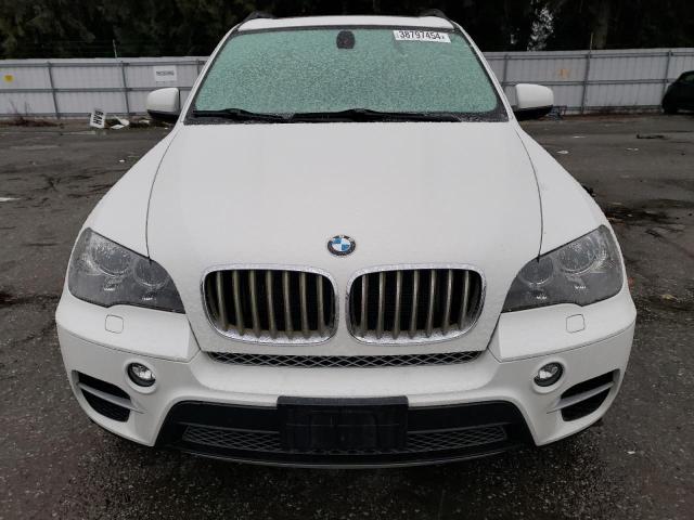 5UXZW0C59CL670354 - 2012 BMW X5 XDRIVE35D WHITE photo 5