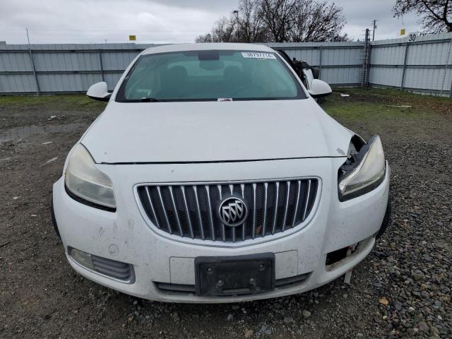 W04GR5EC9B1018721 - 2011 BUICK REGAL CXL WHITE photo 5