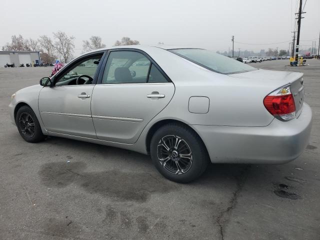 4T1BE32K16U157236 - 2006 TOYOTA CAMRY LE SILVER photo 2