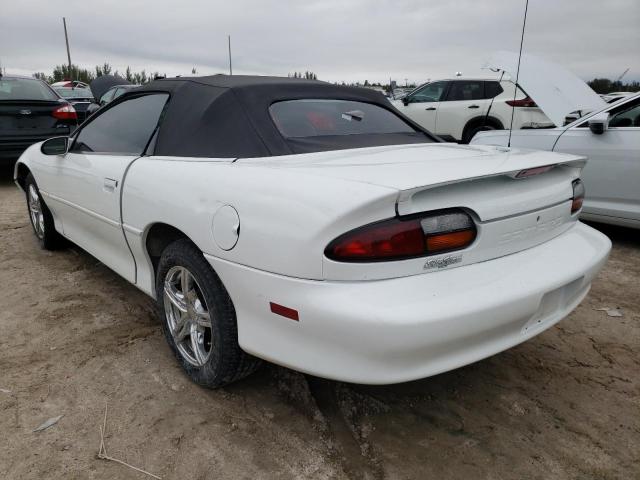 2G1FP32K3X2122987 - 1999 CHEVROLET CAMARO WHITE photo 2