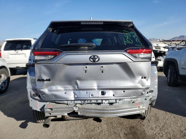 2T3H1RFV3NC208384 - 2022 TOYOTA RAV4 LE SILVER photo 6