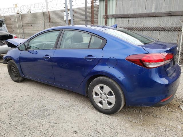 3KPFK4A73HE115427 - 2017 KIA FORTE LX BLUE photo 2