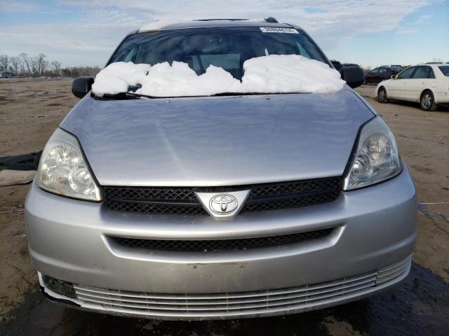 5TDZA23CX4S162498 - 2004 TOYOTA SIENNA CE SILVER photo 5